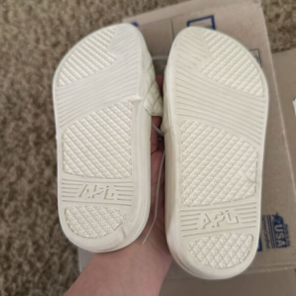 APL | Women's Lusso Slide Sandal in Sea Salt | 6 - Picture 6 of 10